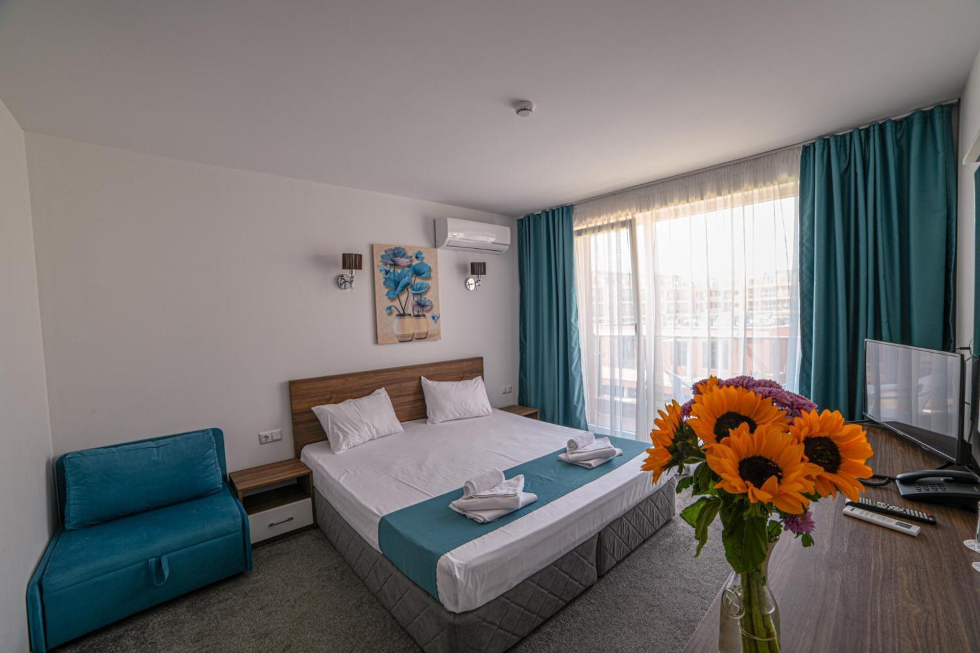 Hotel Zonya Slântsjev Brjag Eksteriør bilde